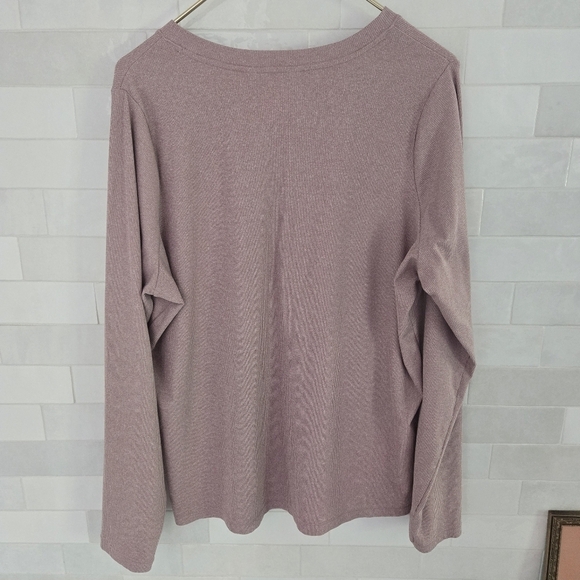 LIKE NEW Athleta Uptempo Ribbed Henley Long Sleeve Top Shirt Mauve Pink Size 2XL - Picture 6 of 7